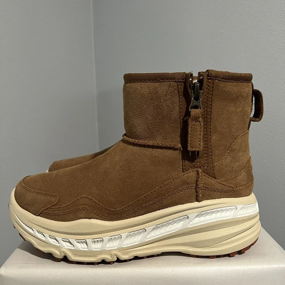 UGG CA805 Weather Boot Chestnut Suede 1112369-CHE Men's Size 6 Woman's Size 7.5